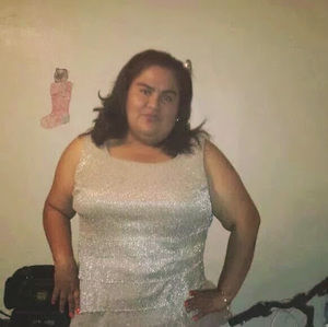 Meet your Posher, Iris